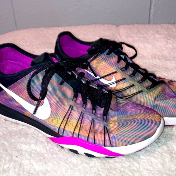 Nike Shoes - Women’s NIKE FREE TR 6’s multicolored size 7